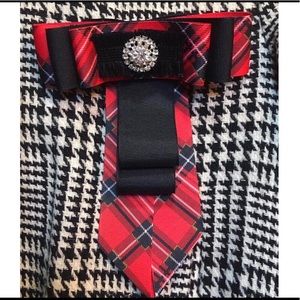 Bow Brooch/ Red, black colors,